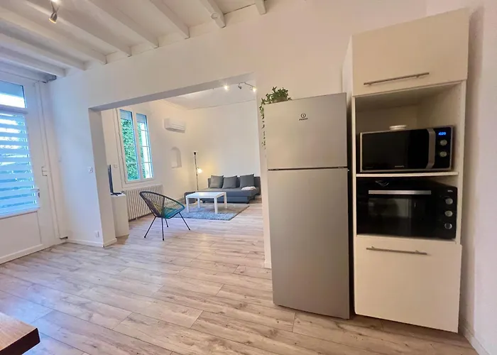 Maison Proche Tram D Holiday home